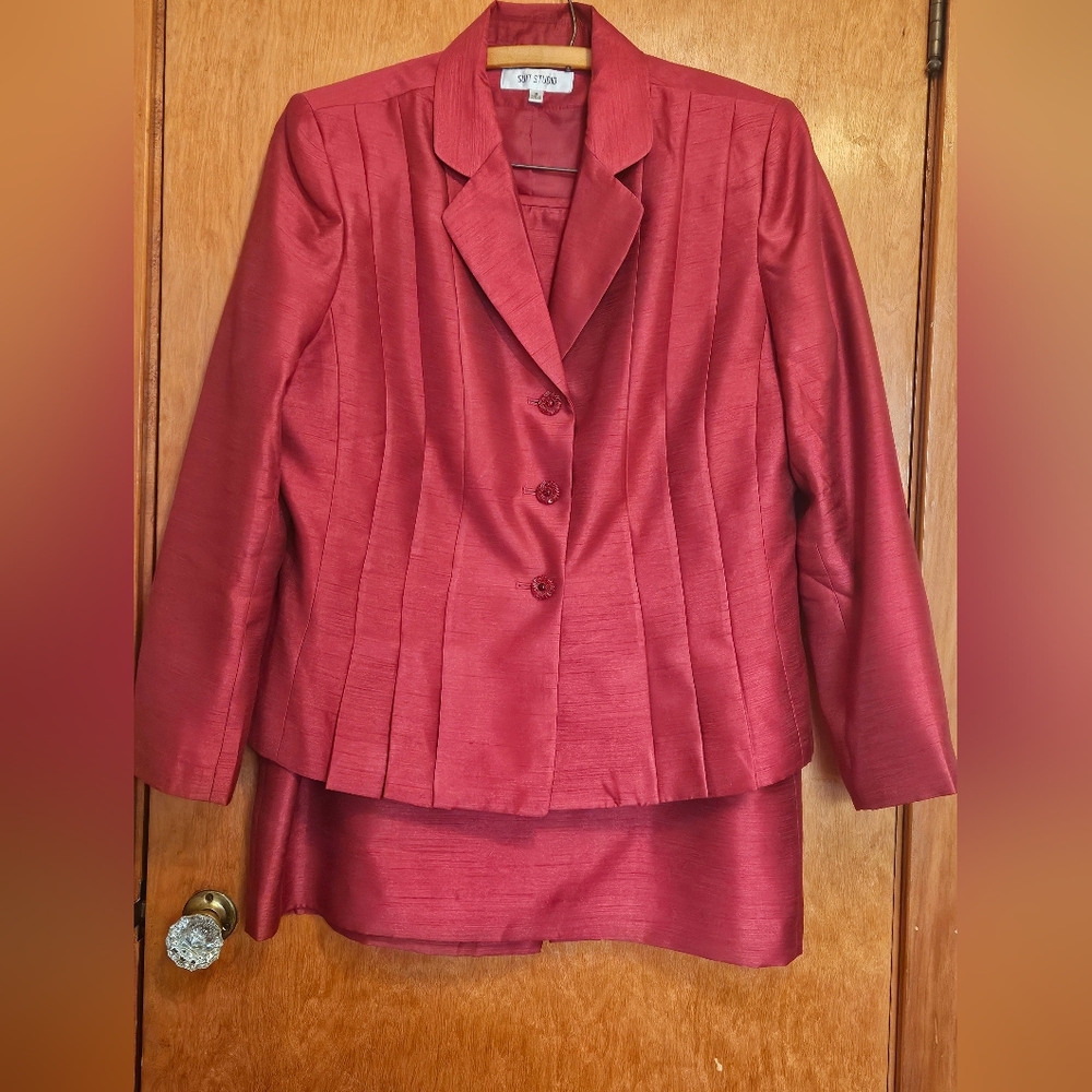 Suit Studio